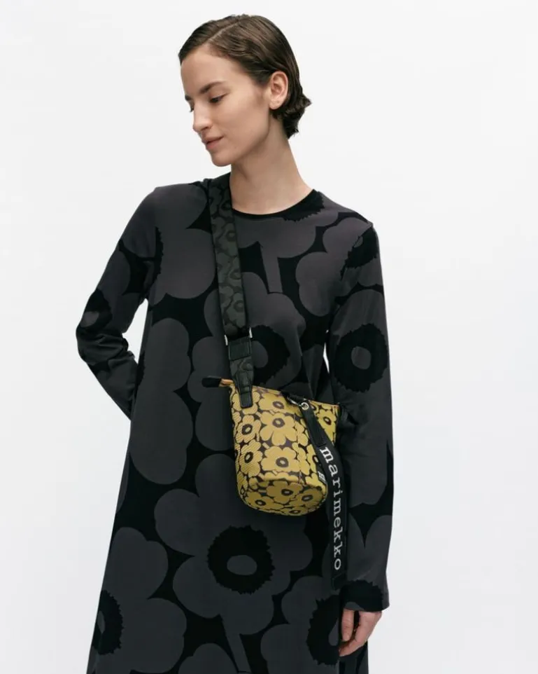 Essential Bucket Unikko