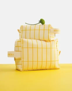 Pieni Tiiliskivi Cosmetic Bag