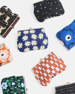 Random Assortment Puolikas Kukkaro Purse Varying Colors & Patterns