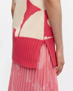 Tilma Unikko Knitted Wool Vest